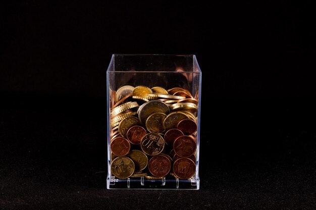 Obraz Kontener na monety pomysł koncepcji pieniędzy biznesowych