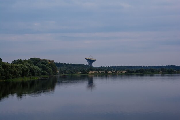 Obserwatorium Radioastronomiczne Kalyazin. ogromna antena radiowa.