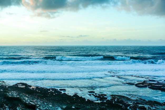 Zdjęcie ocean atlantycki dzień i noc