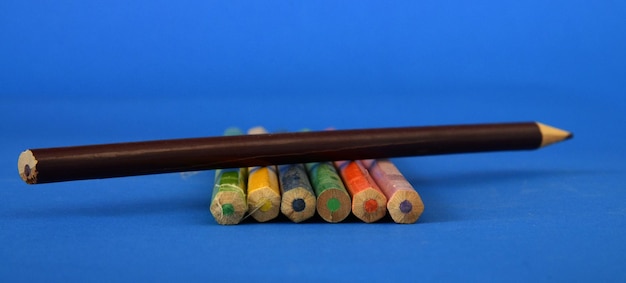 Zdjęcie ołówki kolorowe z bliska