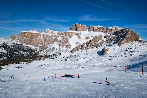 Ośrodek Narciarski W Dolomitach, Włochy