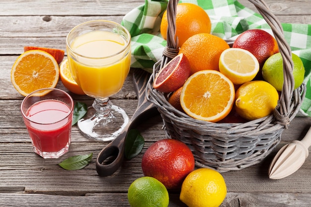 Owoce cytrusowe i sok