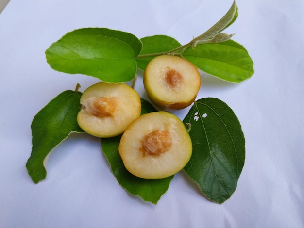 Zdjęcie owoce jujube lub arabska bidara mają wysoką zawartość składników odżywczych i wiele korzyści dla zdrowia organizmu