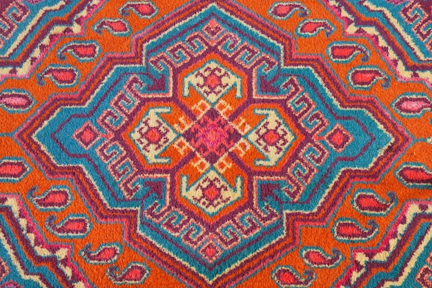 Ozdoba dywanu środkowoazjatyckiego