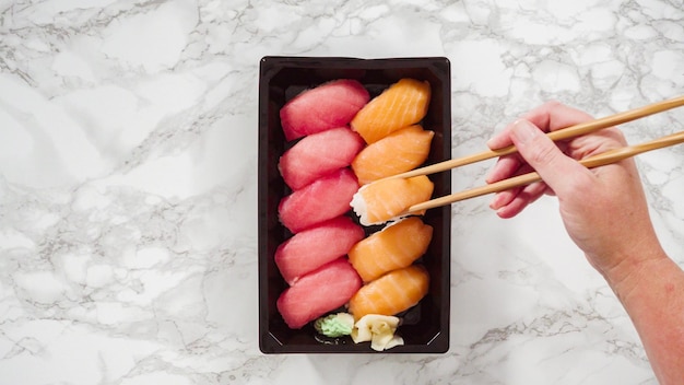 Zdjęcie paczkowane sushi