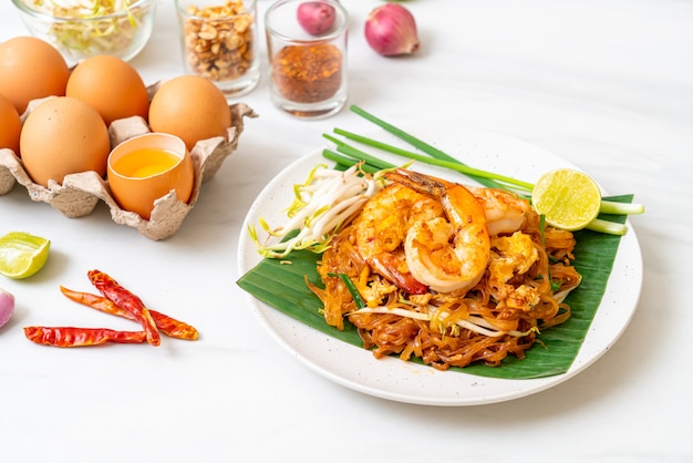 Pad Thai - Smażony Makaron Ryżowy