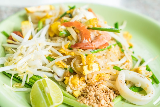 Pad Thai, Smażony Makaron W Stylu Tajskim