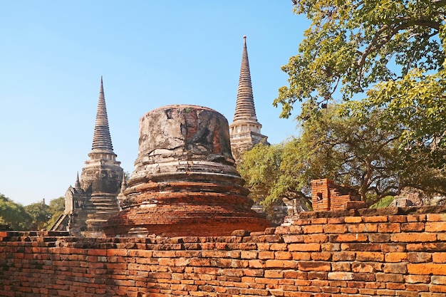 Pagoda Ruiny świątyni Wat Phra Si Sanphet w Parku Historycznym Ayutthaya Tajlandia