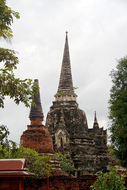 Pagoda w świątyni Wat Chaiwattanaram Ayutthaya Tajlandia