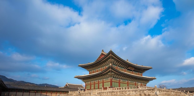 Zdjęcie pałac gyeongbokgung w seulu w korei południowej