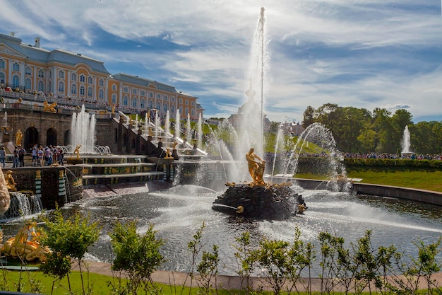 Pałac Peterhof, fontanna Samsona