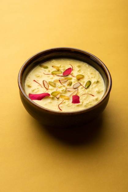 Paneer Payasam lub Twaróg kheer lub khir