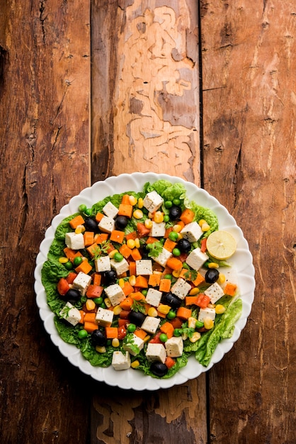 Paneer Vegetable Salad Recipe To Dieta Niskowęglowodanowa Z Indii Z Wykorzystaniem Kostek Twarogu Z Zielonymi Warzywami