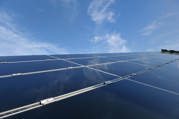 panel słoneczny odnawialne pole energii ekologicznej,