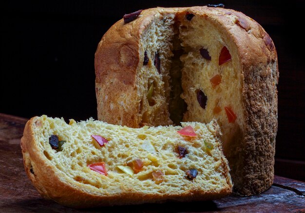 Panettone Z Suszonymi Owocami