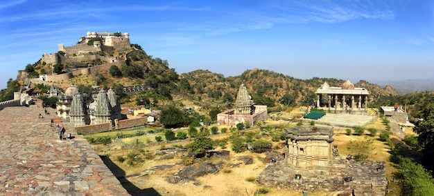 Panorama fortu kumbhalgarh w indiach