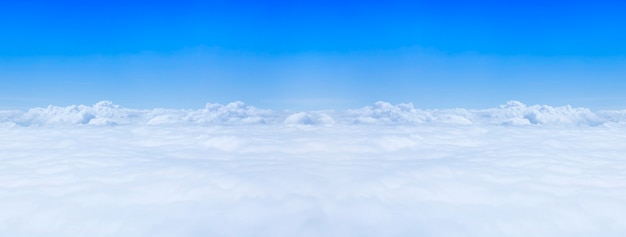 Panorama Odgórnego Widoku Niebieskie Niebo I Chmura.