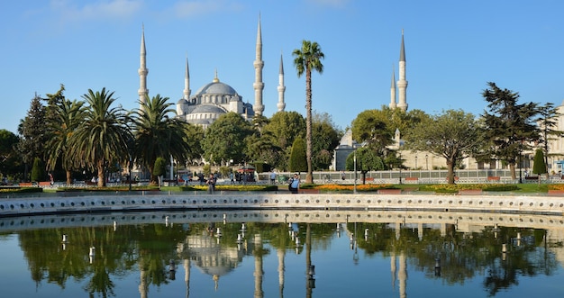 Zdjęcie panorama placu sultanahmet w stambule