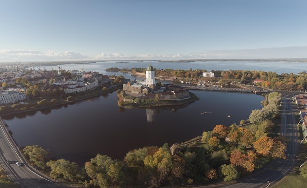 Panorama z lotu ptaka historycznego centrum Wyborga Obszar wodny Zatoki Wyborg