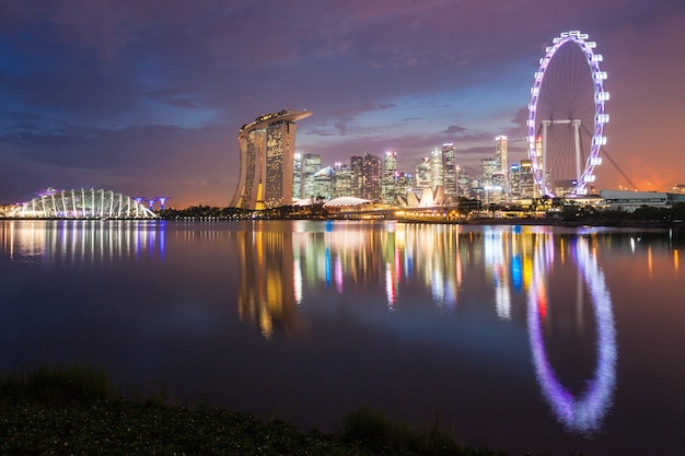 Panoramę miasta Singapur