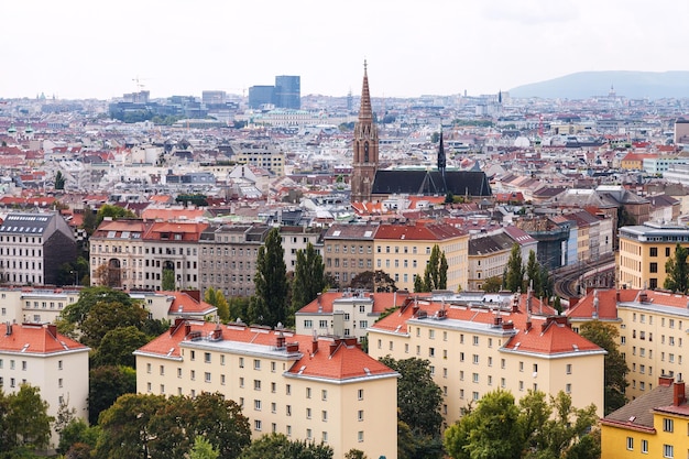 Panoramę Wiednia od strony parku Prater