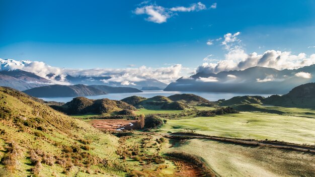 Panoramiczne Widoki Ze Szczytu Roy's Peak Z Widokiem Na Jezioro Wanaka