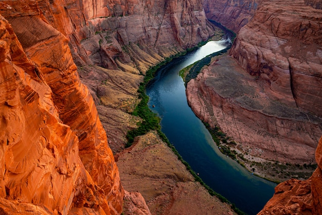 Panoramiczny Widok Drogi Kanion Czerwonej Skały. Arizona Horseshoe Bend W Wielkim Kanionie.