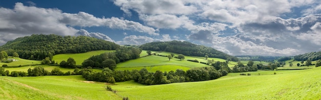 Panoramiczny Widok Krajobrazu Na Tle Nieba