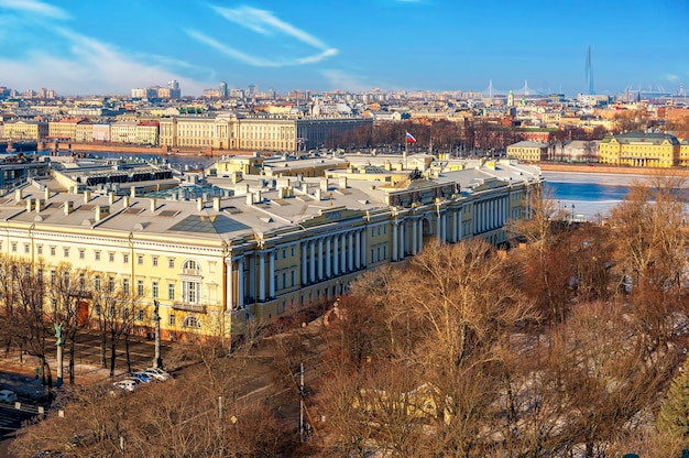 Panoramiczny Widok Na Krajobraz Miasta Sankt Petersburga Z Góry Biblioteki Państwowej Im. Bnyeltsin