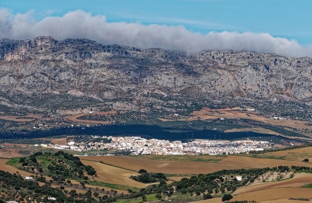 Panoramiczny widok na miasto Antequera.