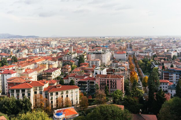 Zdjęcie panoramiczny widok na miasto włochy