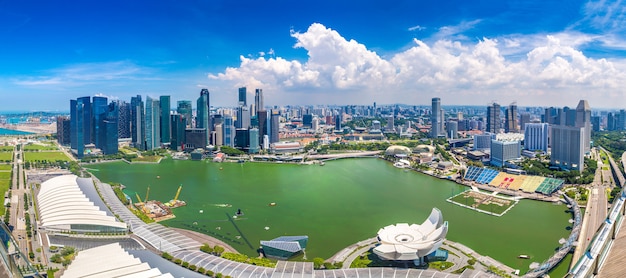 Panoramiczny widok na Singapur