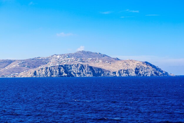 Panoramiczny widok na wyspę Mykonos. Mykonos to wyspa, część Cyklad w Grecji.