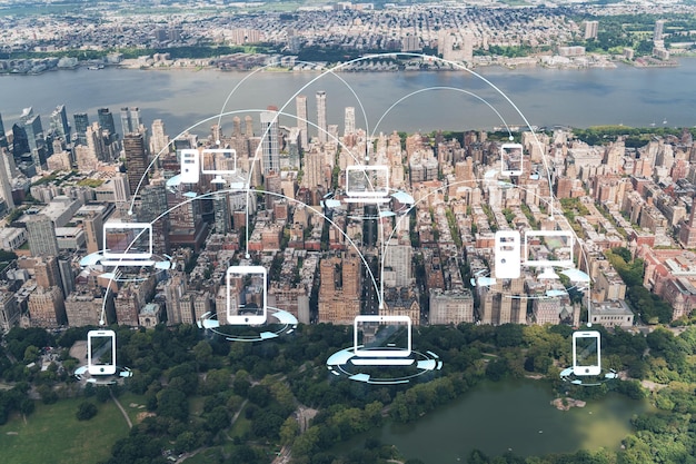 Panoramiczny Widok Z Lotu Ptaka Na Dzielnice Upper West Side Na Manhattanie I Central Park W Nowym Jorku Usa Hologram Mediów Społecznościowych Koncepcja Nawiązywania Kontaktów I Nawiązywania Nowych Kontaktów