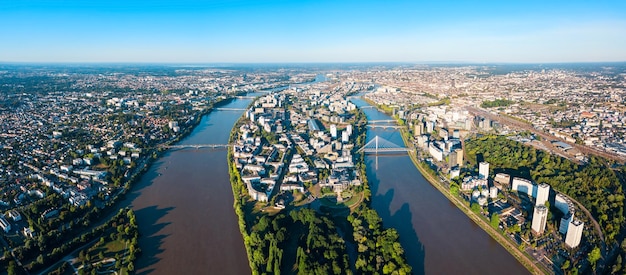 Panoramiczny widok z lotu ptaka Nantes Francja