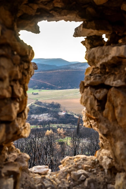 Zdjęcie panoramiczny widok z wzgórza avantas bizantyjski zamek alexandroupolis region evros grecja zachód słońca kolory turystyki.