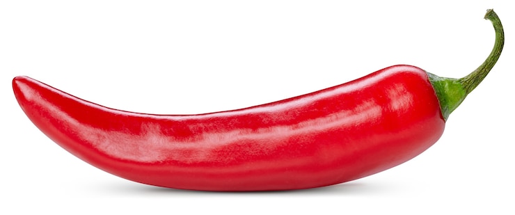 Zdjęcie papryka chili na białym tle na białym tle. jedna ścieżka przycinająca ostra papryka chili. świeża papryka