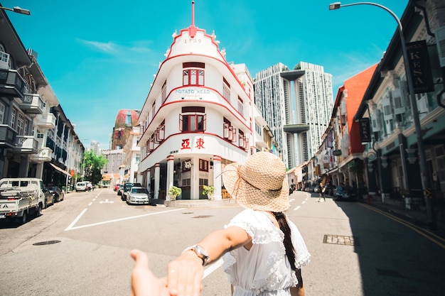 Para Podróżnik Odwiedzić Chinatown, Singapur