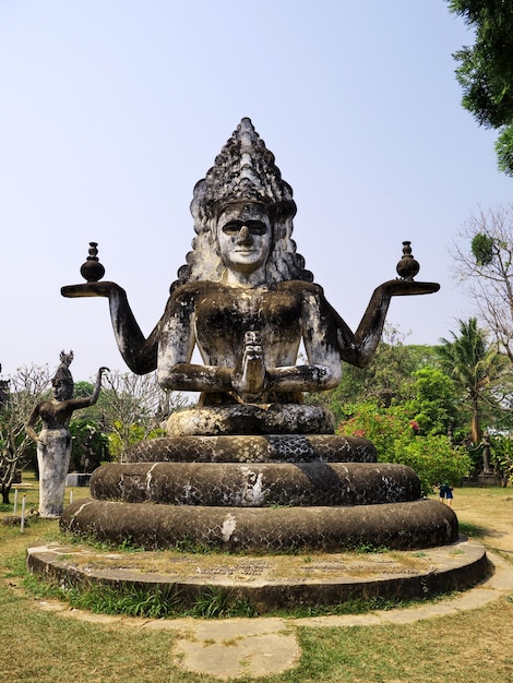 Park Buddy w Vientiane Laos