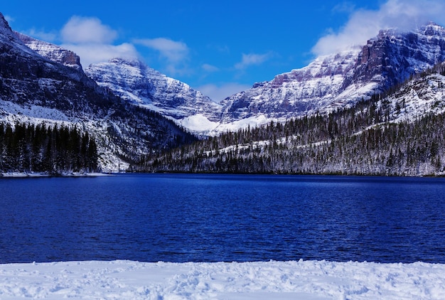 Park Narodowy Lodowca, Montana. Zima.