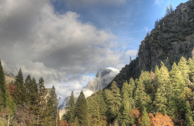 Park Narodowy Yosemite jesienią