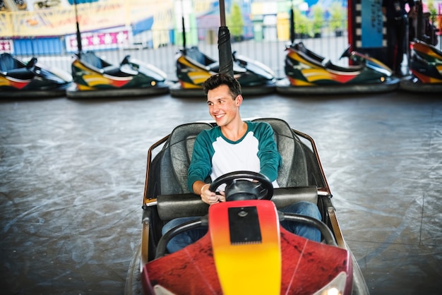 Park rozrywki Funfair Playful Bumper Car Concept