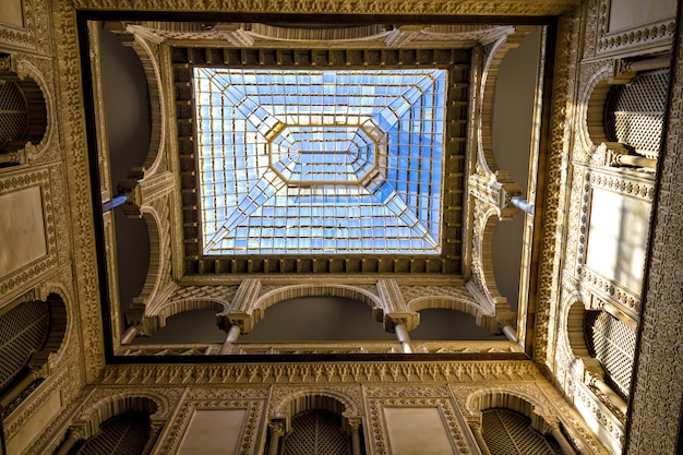 Patio de las Munecas w Realu Alcazar