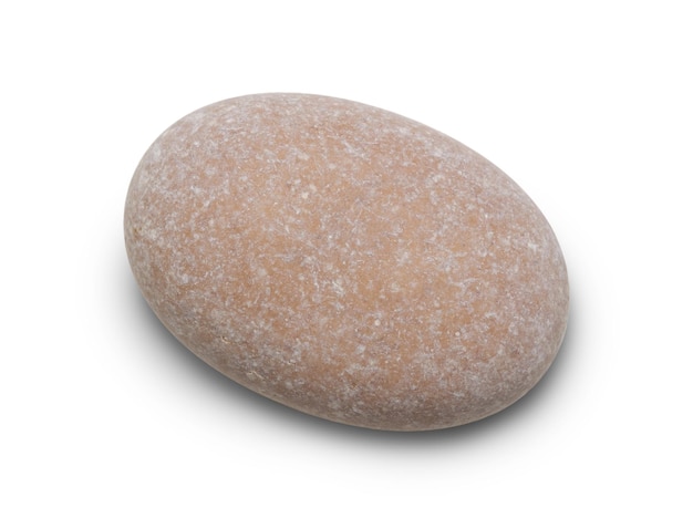 Pebble Gładki kamień z morza czerwonego na białym tle ze ścieżką przycinającą cieni do izolacji bez cieni na białym tle