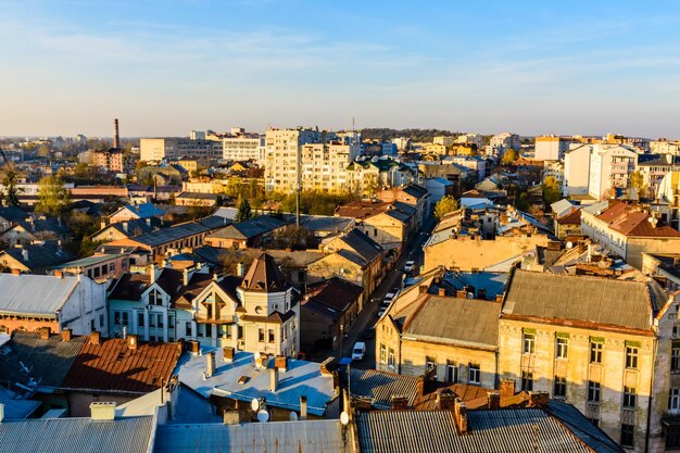 Pejzaż Lwowa. Widok na miasto Lwów z kościoła św. Olha i Elżbieta