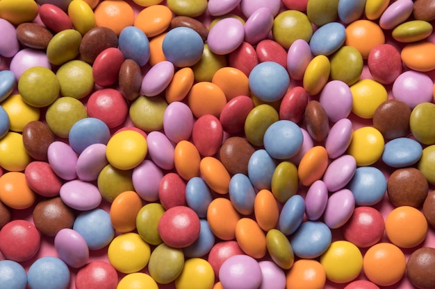 pełna ramka kolorowe wielokolorowe cukierki z klejnotami