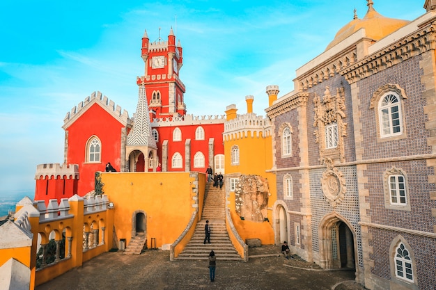 Pena National Palace (palacio Nacional Da Pena) Pałac Romantyków W Sao Pedro De Penaferrim