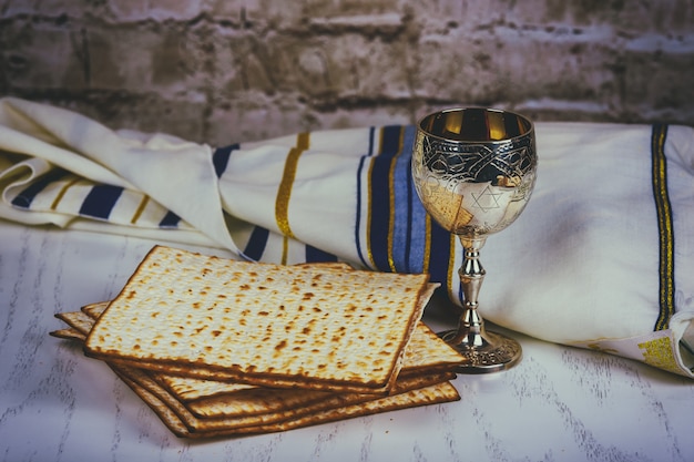 Pesach Pesach symbole wielkich żydowskich świąt.