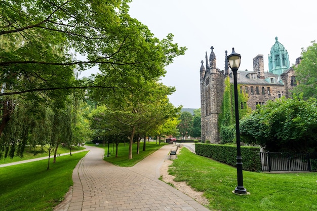 Philosopher's Walk University of Toronto Trinity College Toronto Ontario Kanada