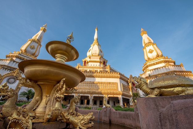 Phra Maha Chedi Chai Mongkol Temple, Public &amp; Famous Temple, Roi Et Tajlandii